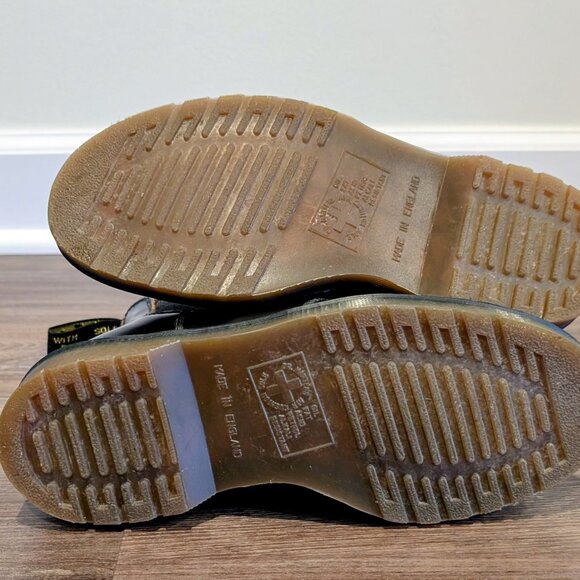 Dr. Martens 2967 Vintage Made in England Chelsea Boots, Black — Quilon - Picture 3 of 3